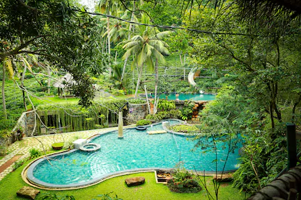 Sri Lanka Leisure Escap Beach Safari and Tea Tours